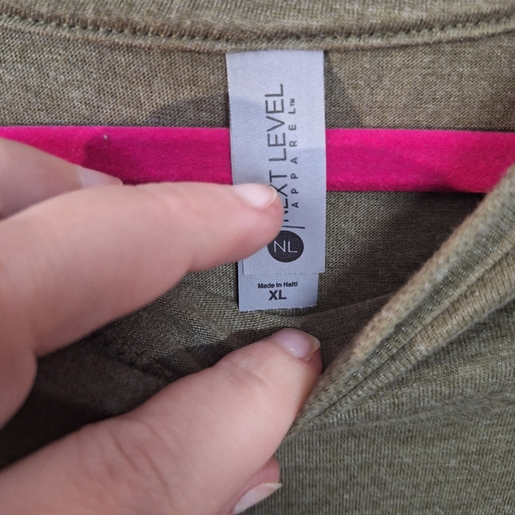 Fiancé green t-shirt size XL - Picture 2 of 3